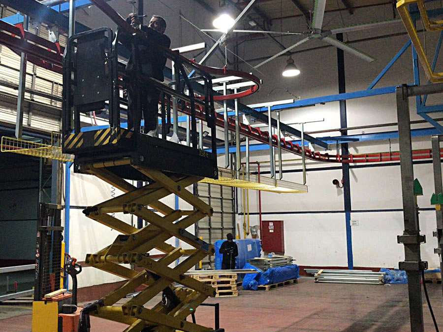 Onder Makina Boya Kabinleri ve Servis EkipmanlarıRobotlu ve Konveyörlü Tesis8-4